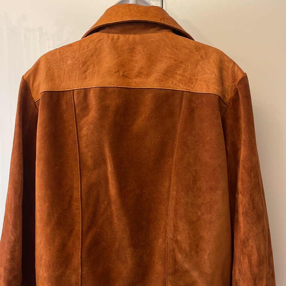 NWT Current Elliott The Crow leather suede jacket in rust
Size Medium $1078 - Picture 8 of 14